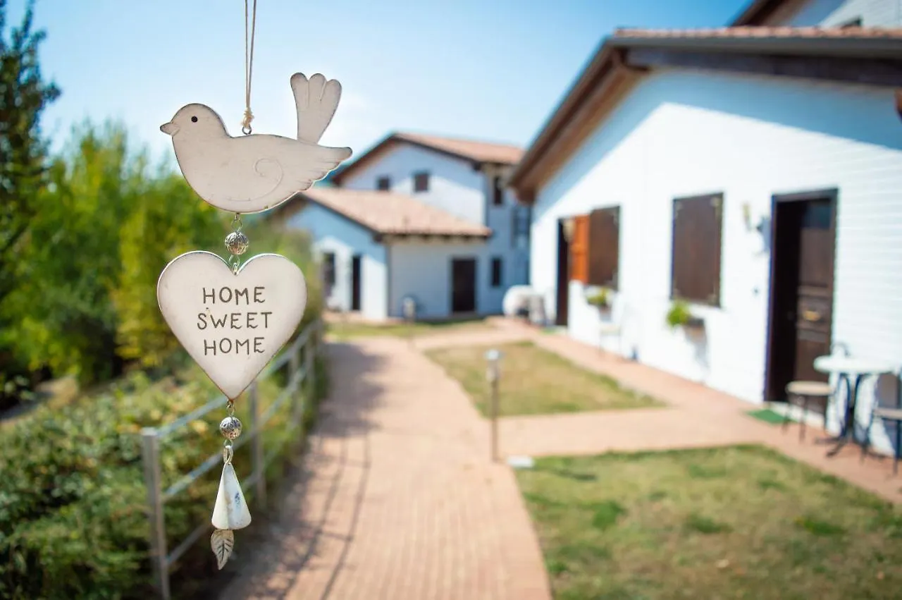 Prázdninový areál La Valle Dei Caprioli Village Bungalow Park - Freelandia Azienda Agricola Montescudo