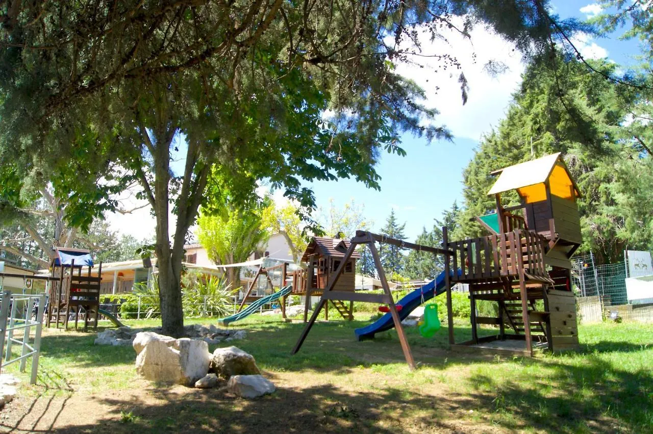 La Valle Dei Caprioli Village Bungalow Park - Freelandia Azienda Agricola Montescudo