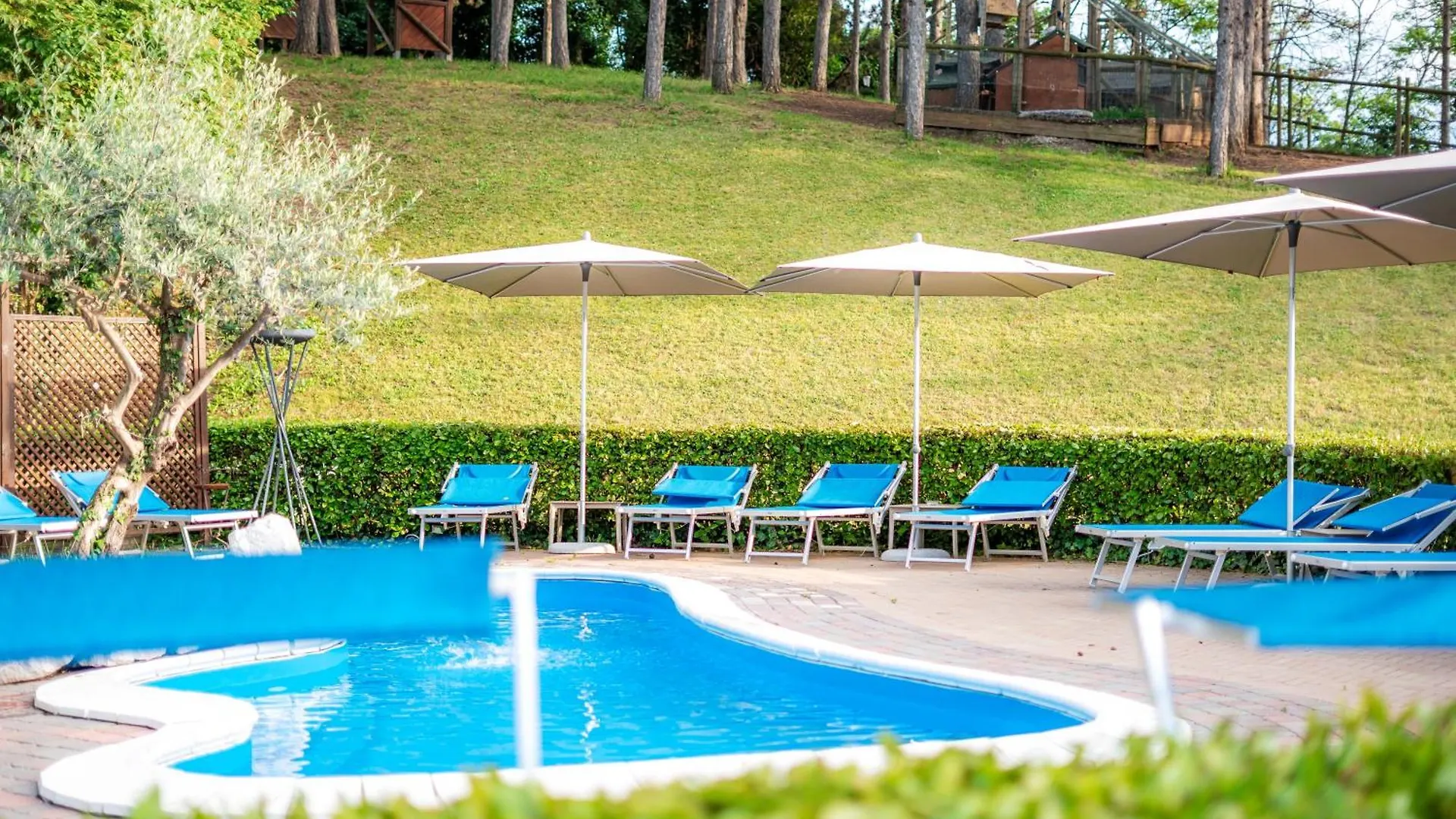 Ferienpark La Valle Dei Caprioli Village Bungalow Park - Freelandia Azienda Agricola Montescudo