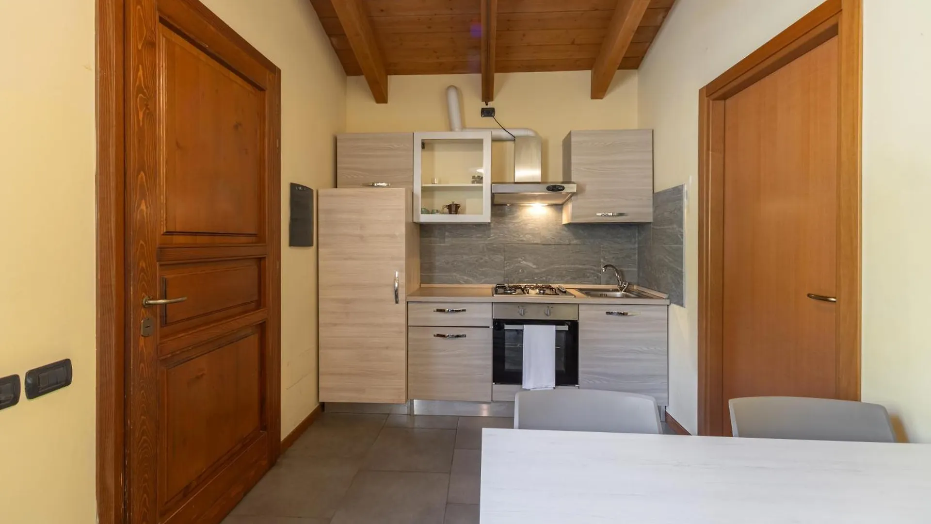 La Valle Dei Caprioli Village Bungalow Park - Freelandia Azienda Agricola Montescudo 3*,